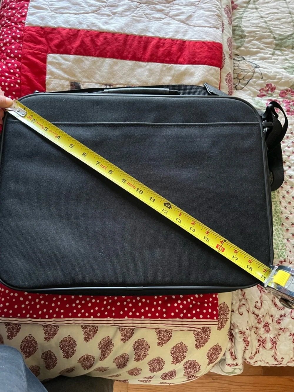 Case Logic Black Laptop Messenger Bag with Shoulder Strap